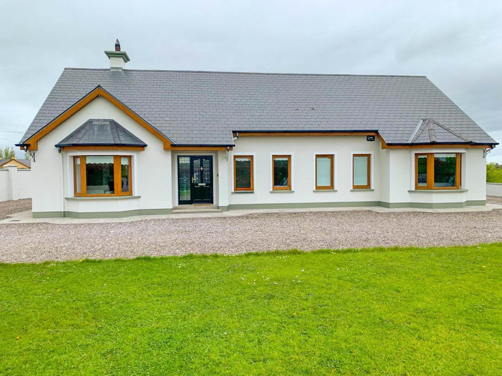 Villa An Ghlaise Bheag Listowel Exterior foto